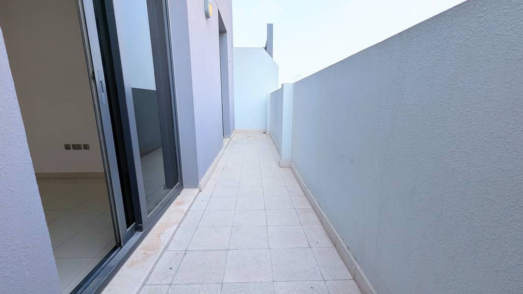 1 BHK |•| CLOSE TO METRO |•| READY TO MOVE |•| NEW BUILDING