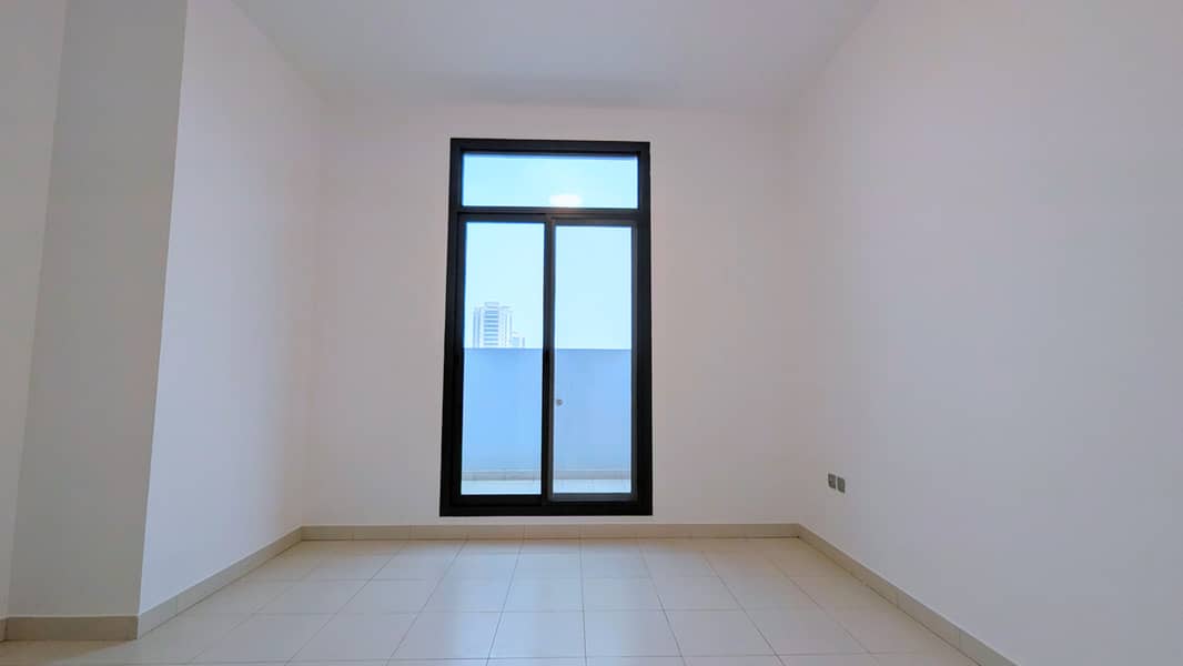 1 BHK |•| CLOSE TO METRO |•| READY TO MOVE |•| NEW BUILDING - Image 6