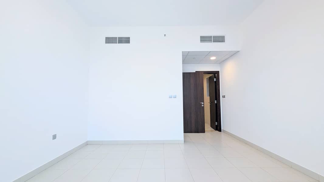 1 BHK |•| CLOSE TO METRO |•| READY TO MOVE |•| NEW BUILDING - Image 7