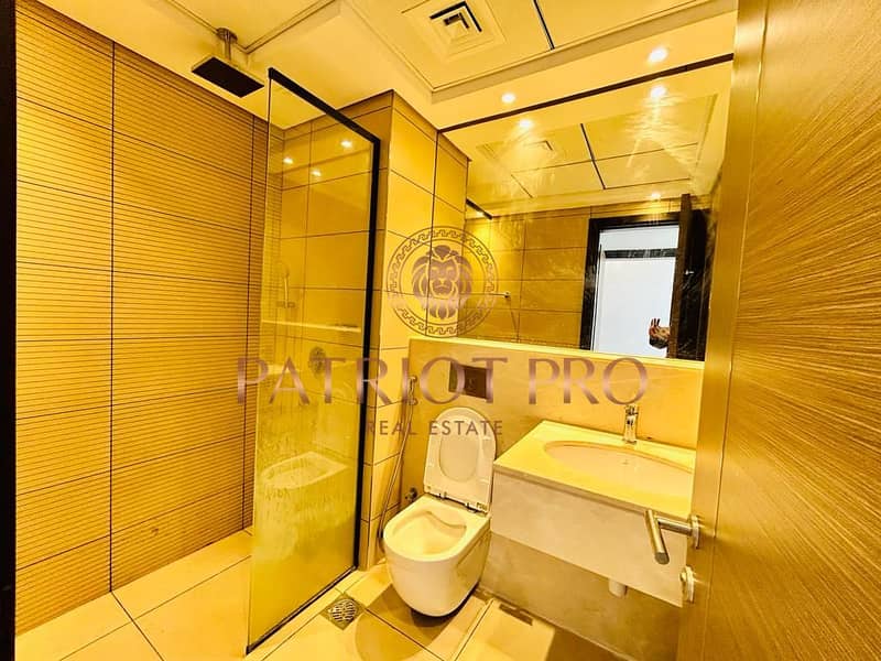 Prime Location | Good Quality\ ready to move - Image 11