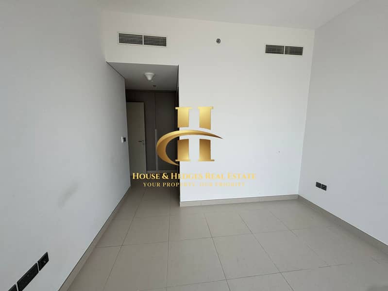 Prime Location | Spacious Layout | Book Now - Image 14