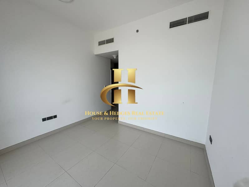 Prime Location | Spacious Layout | Book Now - Image 16