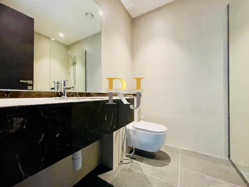 Luxury 2BR | Modern Design| ALL AMENITIES - Image 23