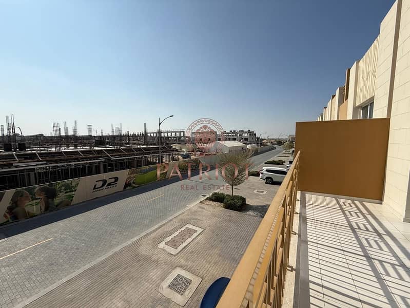 Presenting Unique 3BH || Corner Unit || Crystal Interior || Back to Back || Peaceful Environment || Luxurious || Roof Top || - Image 6