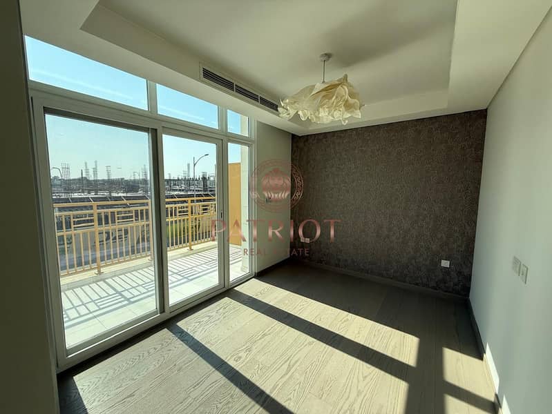 Presenting Unique 3BH || Corner Unit || Crystal Interior || Back to Back || Peaceful Environment || Luxurious || Roof Top || - Image 10