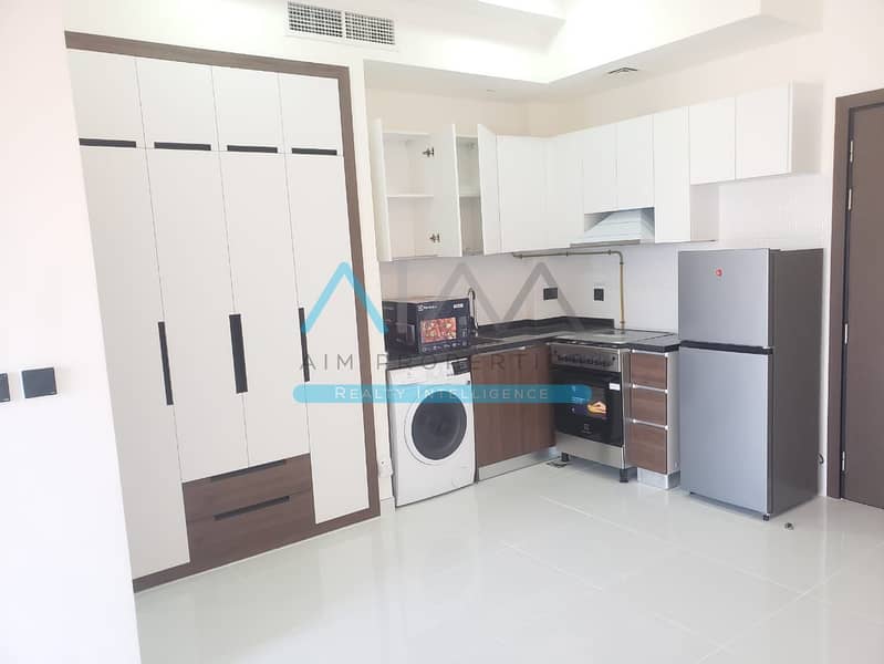 inside view 408.06 Studio | Prime Location | Great Investment Opportunity - Image 6