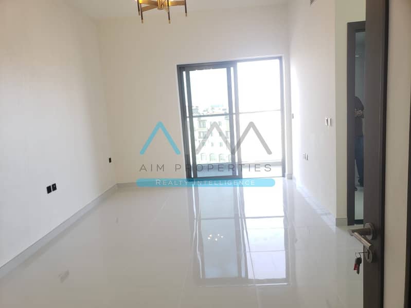 inside view 408.06 Studio | Prime Location | Great Investment Opportunity - Image 9