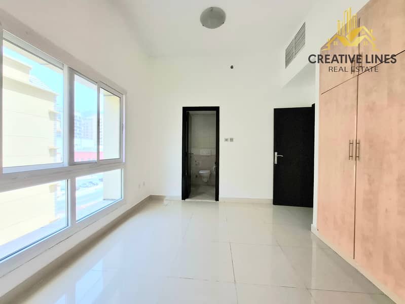 Luxurious 2bhk available for family close to pond park Rent 70k