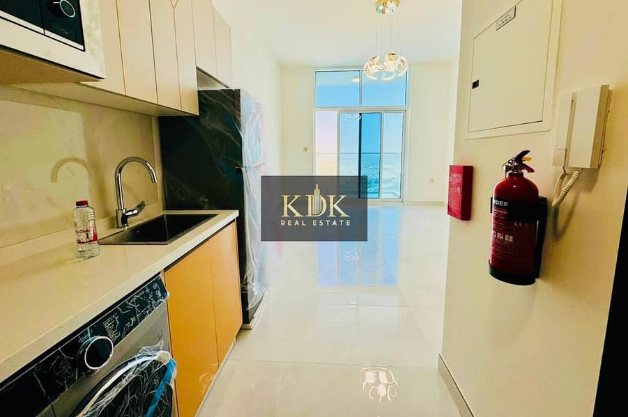 Pool View | Fitted Kitchen | Exclusive