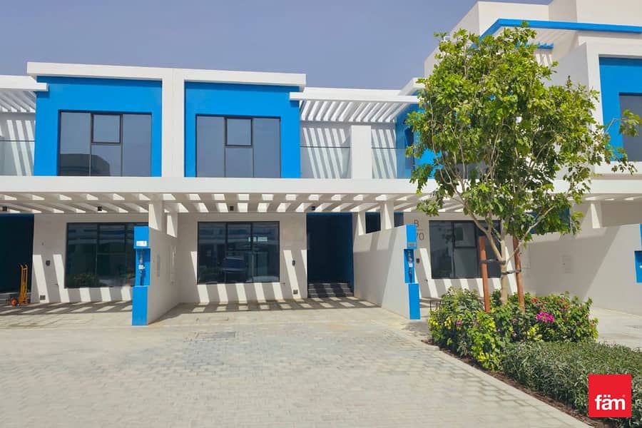 ResortStyle Living | Santorini 4BR Townhouse for