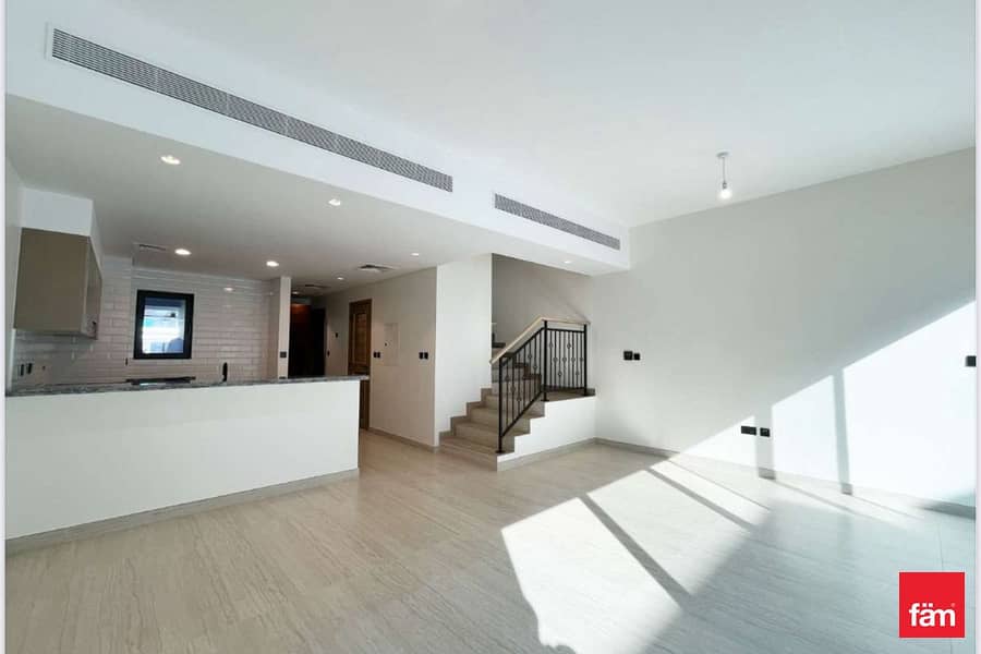 ResortStyle Living | Santorini 4BR Townhouse for