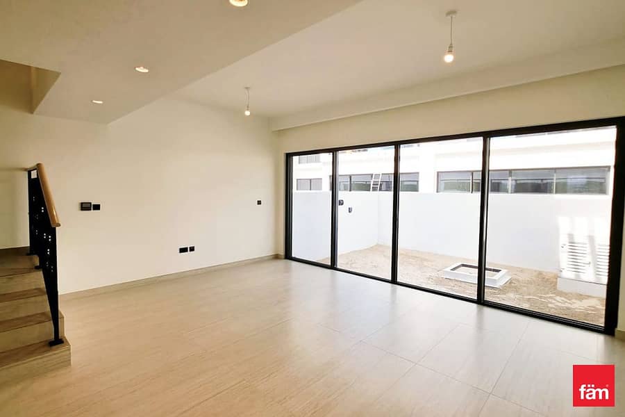 ResortStyle Living | Santorini 4BR Townhouse for