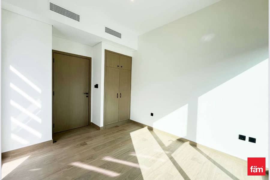 ResortStyle Living | Santorini 4BR Townhouse for - Image 8