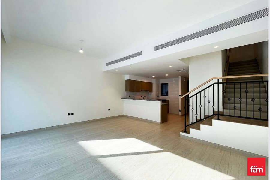 ResortStyle Living | Santorini 4BR Townhouse for - Image 10