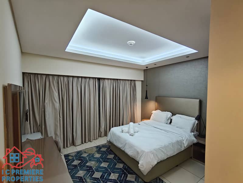 High Floor | Vacant | Impressive Creek View - Image 9