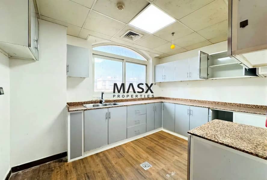 Prime Location | Ready to Move | Family Residence