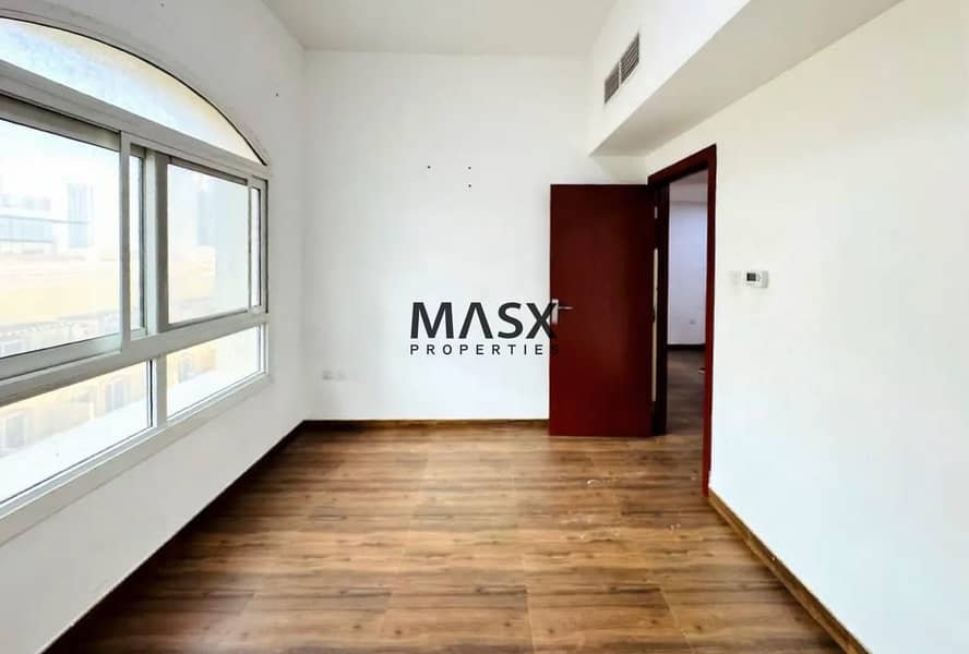 Prime Location | Ready to Move | Family Residence - Image 6