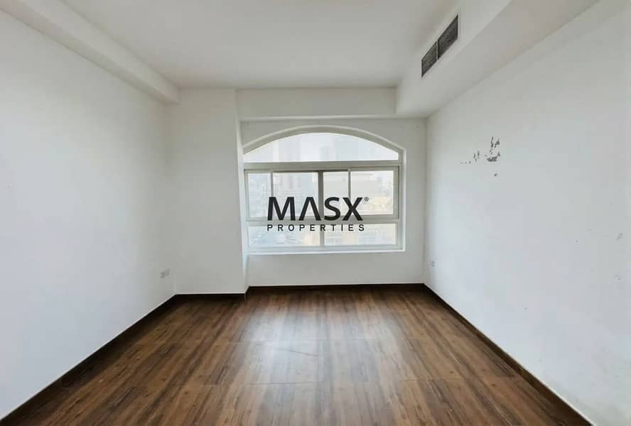 Prime Location | Ready to Move | Family Residence - Image 11