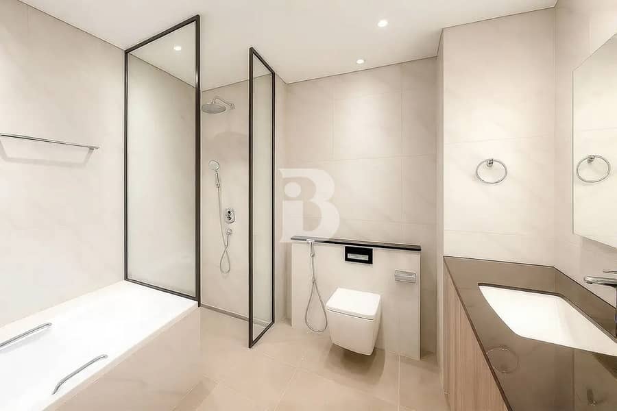 Well Maintained | Landscaped Garden | Spacious - Image 8