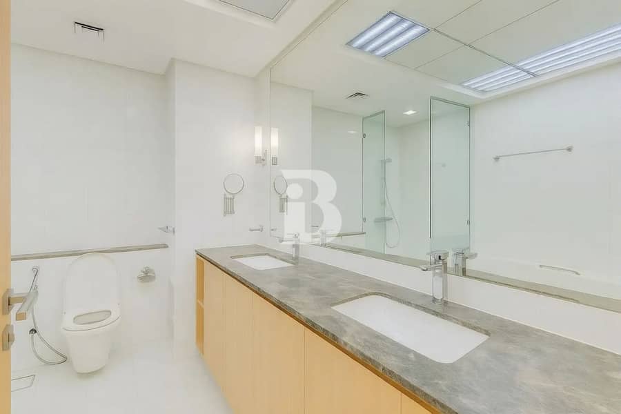 Well Maintained | Landscaped Garden | Spacious - Image 11