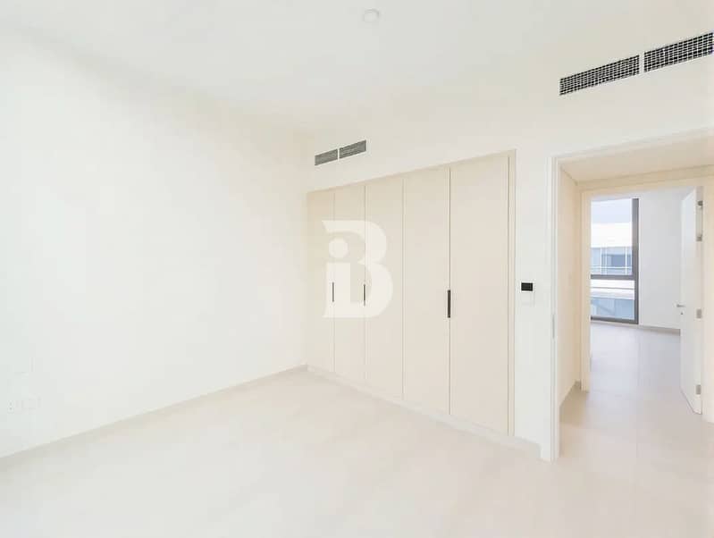 Well Maintained | Landscaped Garden | Spacious - Image 12