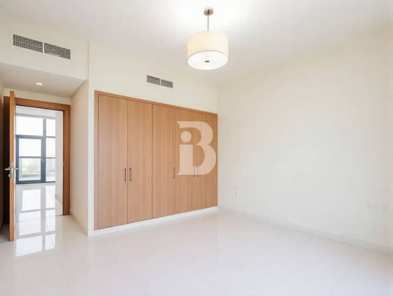 Well Maintained | Landscaped Garden | Spacious - Image 13