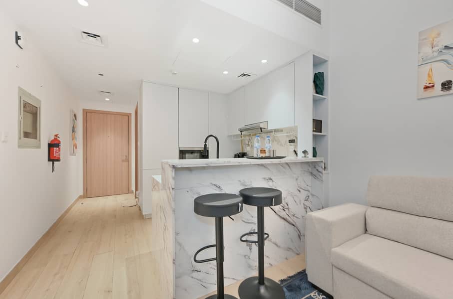 Fully Furnished | Flexible Stay |Multiple Payments