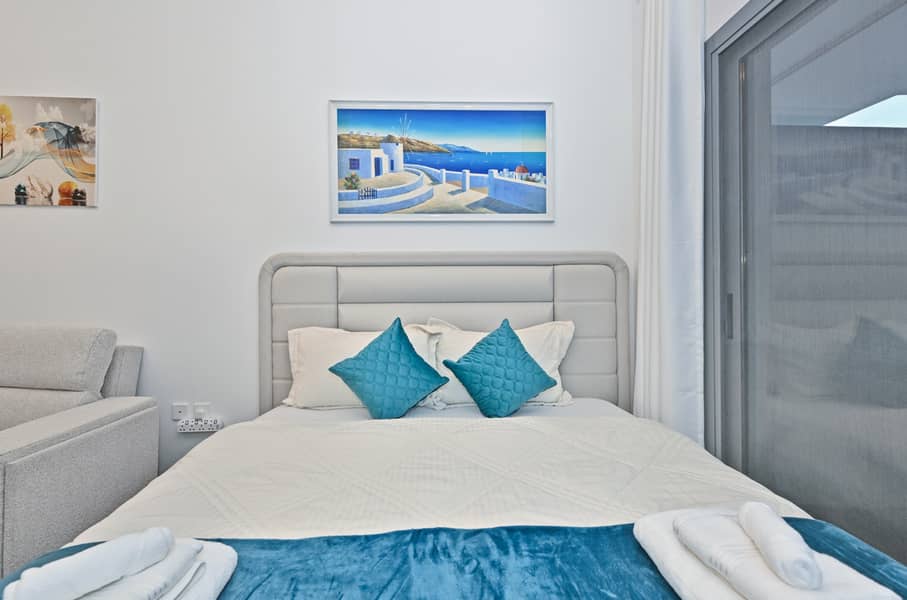 Fully Furnished | Flexible Stay |Multiple Payments - Image 12