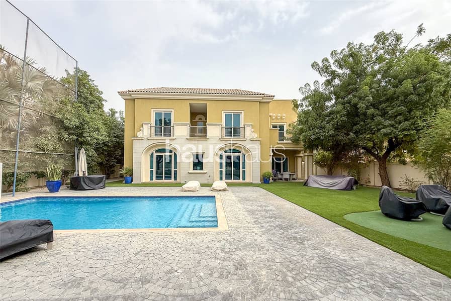 Golf Course Views | Private Pool | B Type