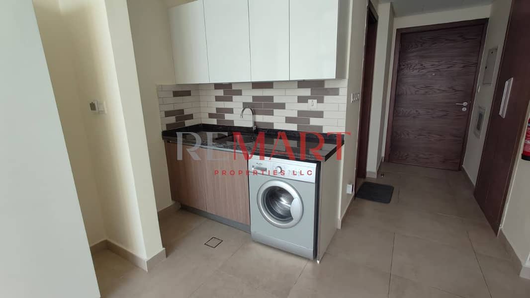 Multiple Options | Ready to Move | Azizi Star | Prime Location