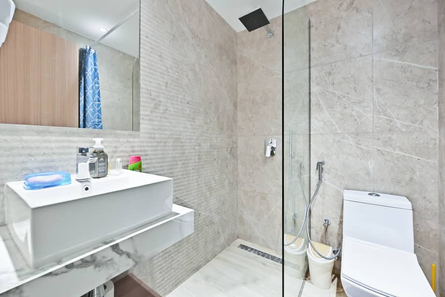 Fully Furnished | Flexible Stay |Multiple Payments - Image 19