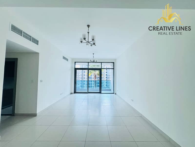 CHILLER FREE// 2 BEDROOM// WITH MAID ROOM // HUGE SIZE// READY TO MOVE