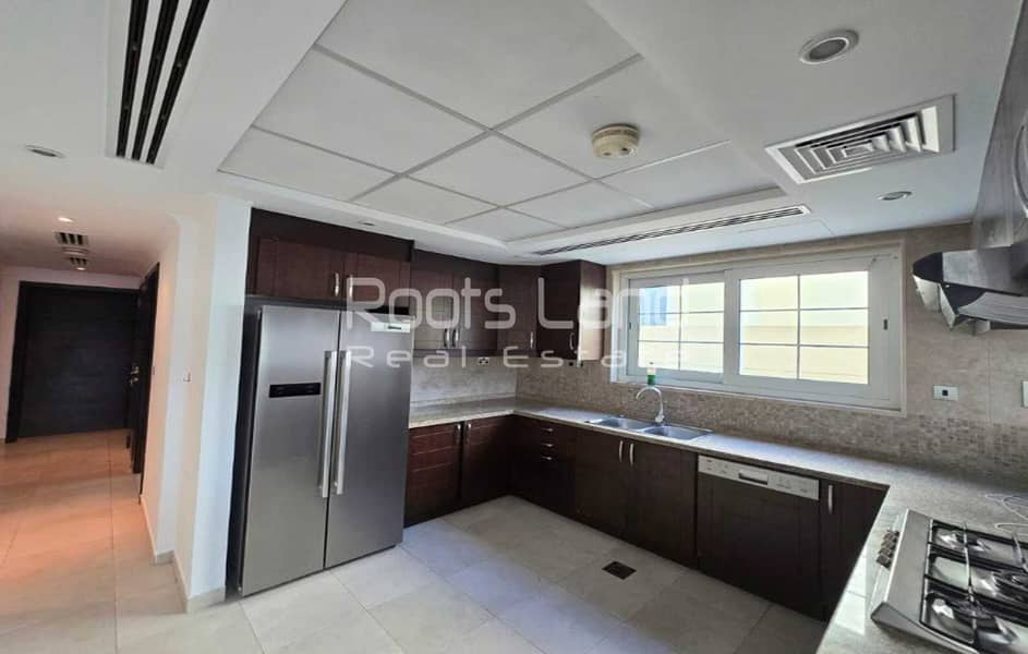 District 6 | Facing the Park | Legacy | Single Row - Image 21