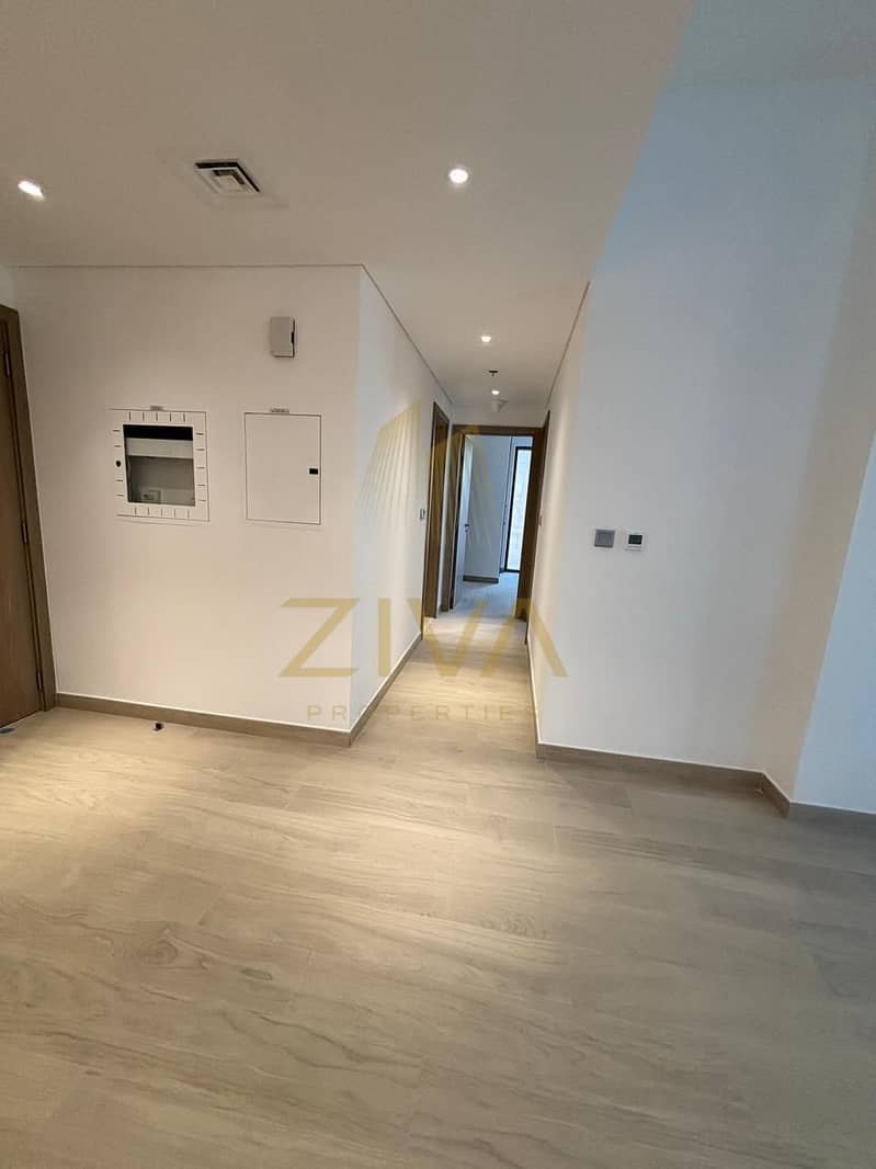 Modern 2 BHK Apartment with Stunning Views in Azizi Riviera - Image 6