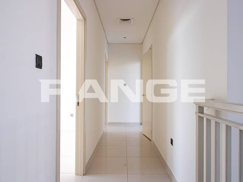 Spacious Layout | Move-in Ready | Near Park - Image 8