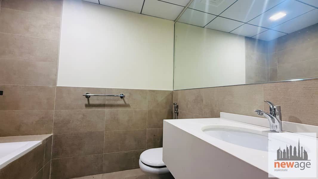 Brand New 2BR | Burj Khalifa & Canal View | Vacant | Canal Bay Tower - Image 10