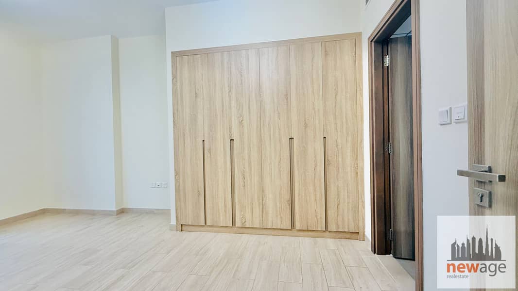 Brand New 2BR | Burj Khalifa & Canal View | Vacant | Canal Bay Tower - Image 11