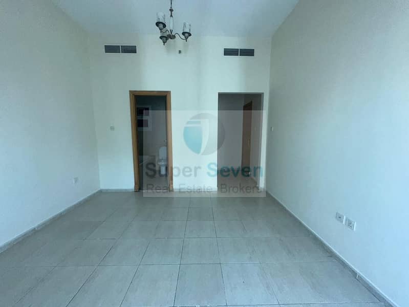 1-Bedroom for rent University View Block C silicon Oasis