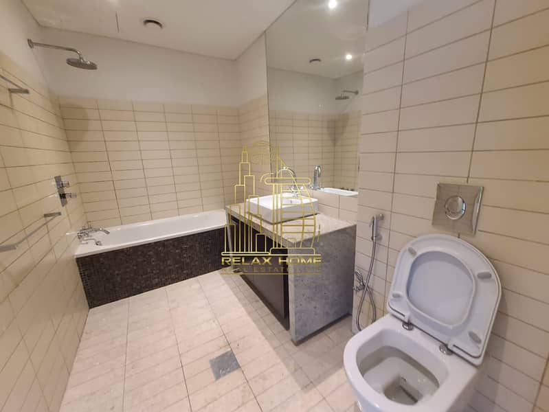 Elegant 2BHK | Chiller Free | Sea View | Prime Location - Image 16