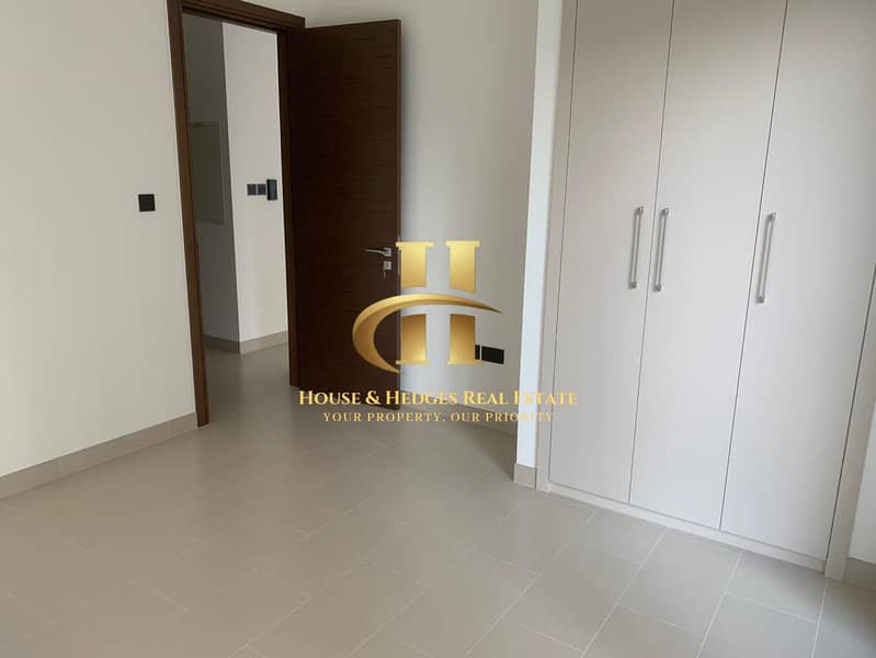 Modern Layout | Community View | Call Now