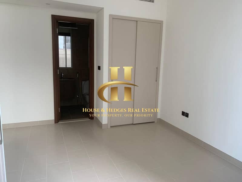 Modern Layout | Community View | Call Now