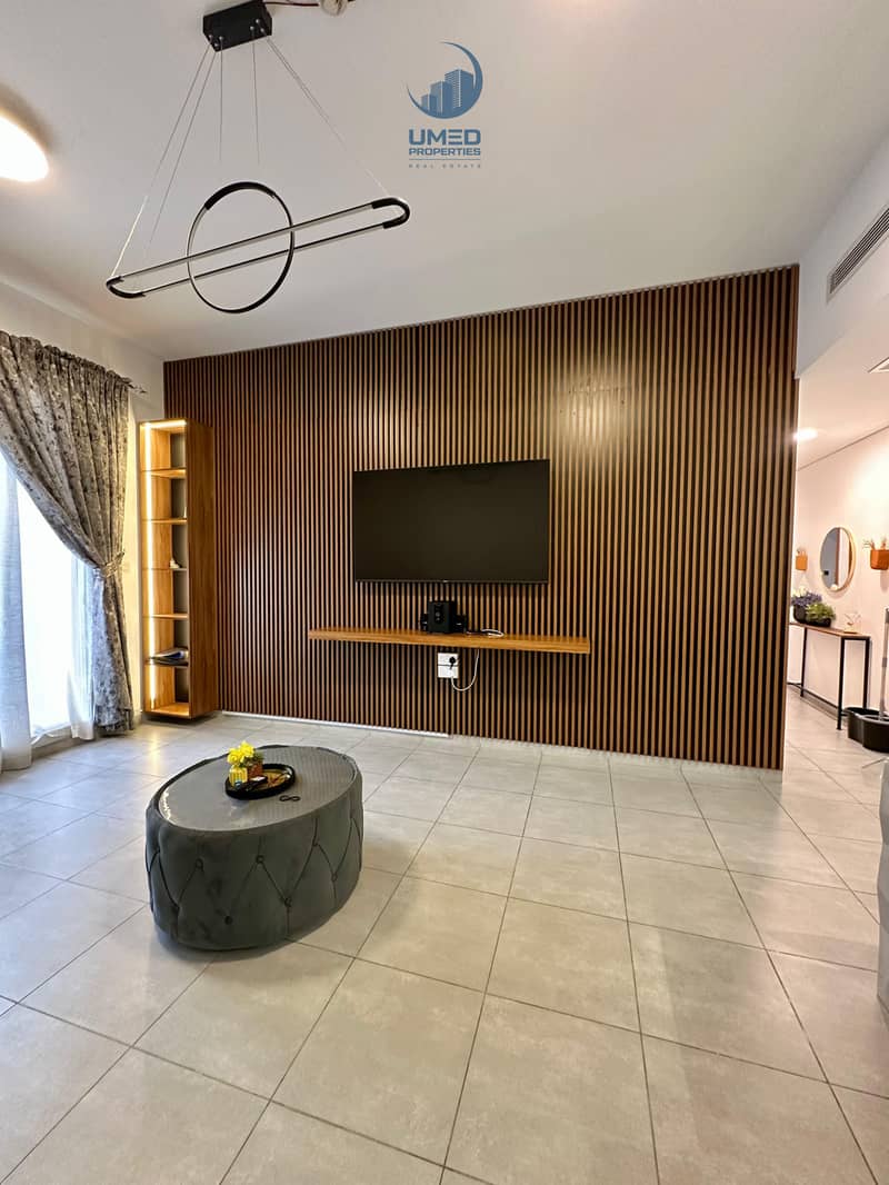 Modern Apartment with Balcony | Prime Location | Pool View