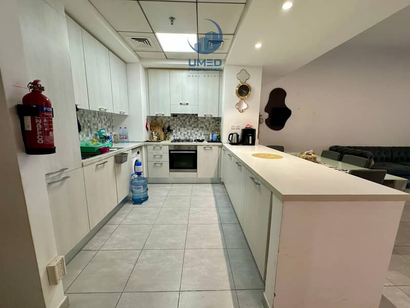 Modern Apartment with Balcony | Prime Location | Pool View - Image 6