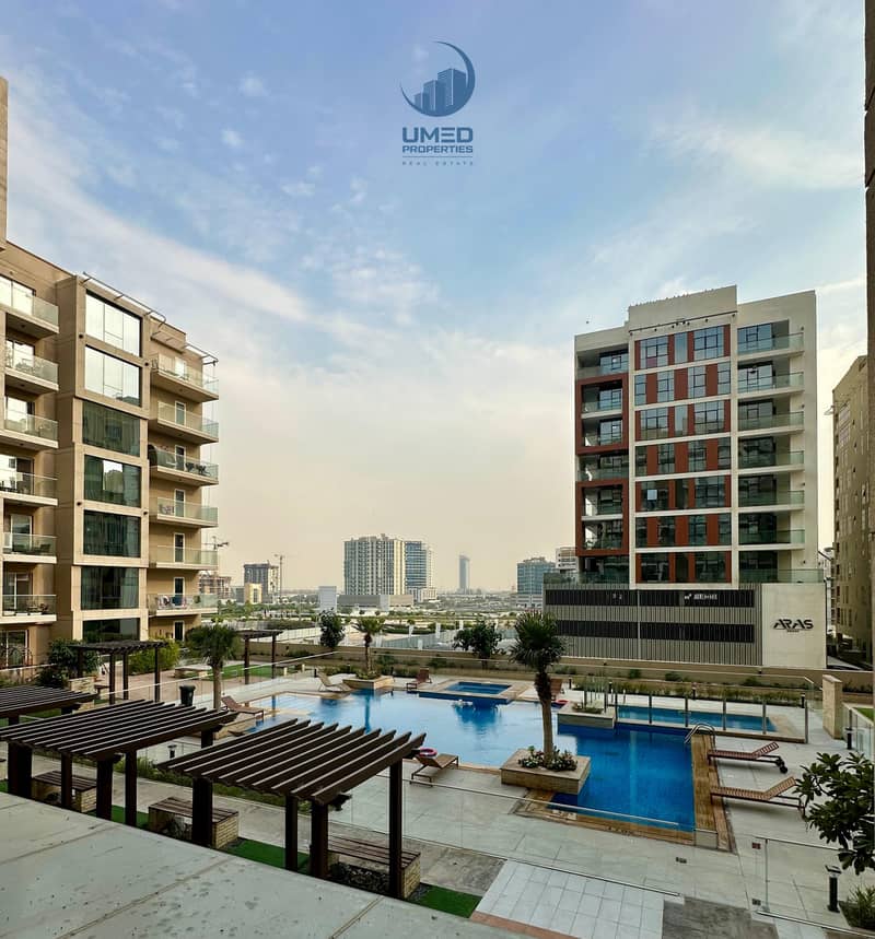 Modern Apartment with Balcony | Prime Location | Pool View - Image 18