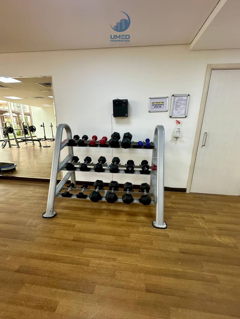 Modern Apartment with Balcony | Prime Location | Pool View - Image 24