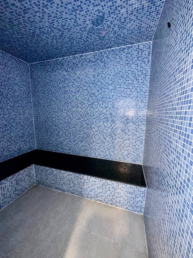 Modern Apartment with Balcony | Prime Location | Pool View - Image 27