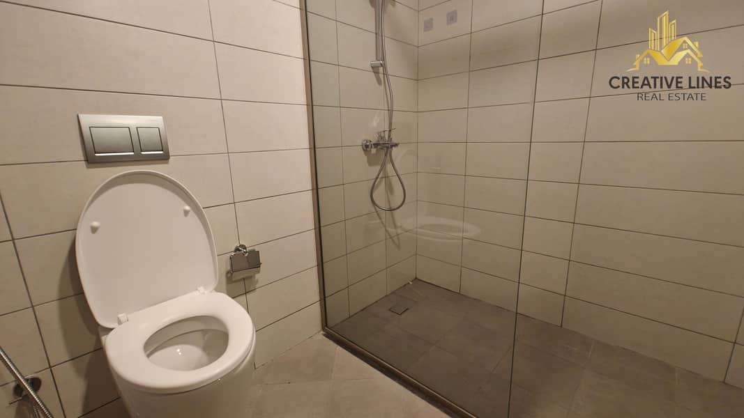 Chiller free// spacious luxury 2BHK with Maid room and closed kitchen apartment//All amenities//ready to move - Image 12