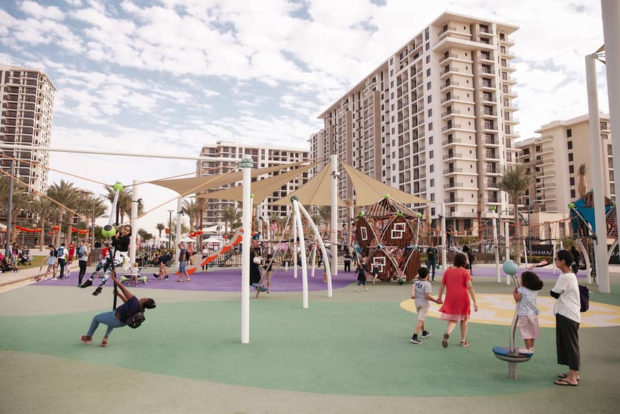 Removated 3 Bedroom plus Maids Apartment In Zahra, Townsquare For Sale - Image 11