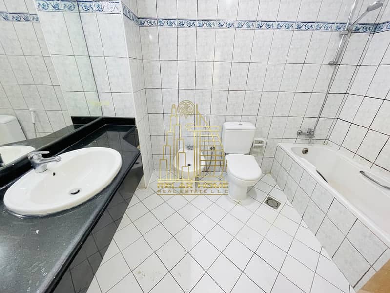 Lavish 1BHK | Chiller Free | Close Metro | Amazing Layout - Image 9