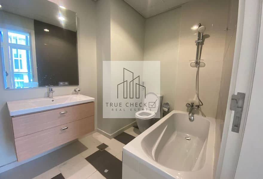 3 BEDROOMS + MAID | UNFURNISHED | L-SHAPED GARDEN - Image 23